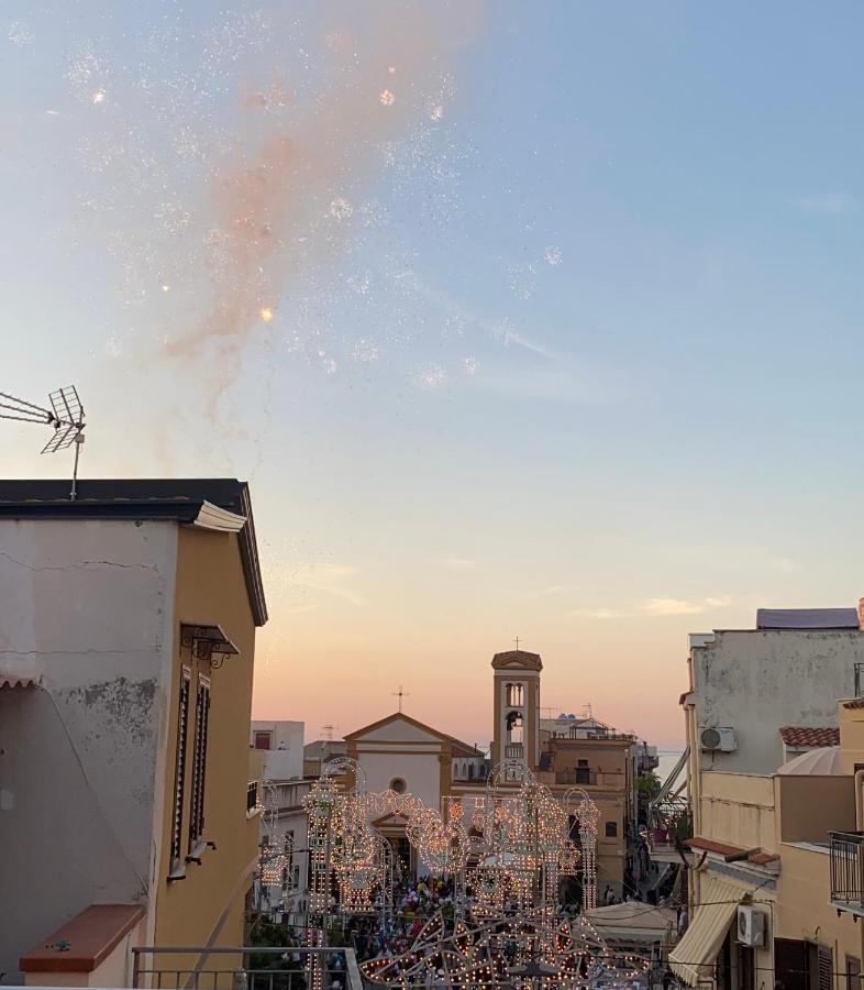 شقة Casa Tura إزولا ديلي فيمين المظهر الخارجي الصورة