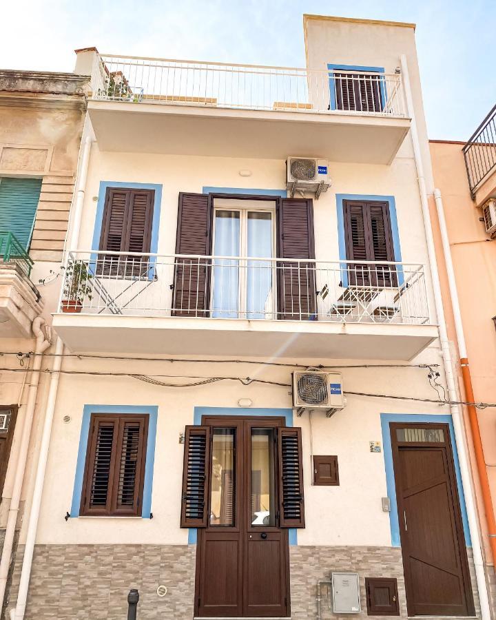 شقة Casa Tura إزولا ديلي فيمين المظهر الخارجي الصورة